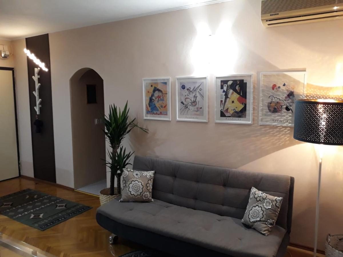 Eva Twin Apartments Bukarest Eksteriør billede