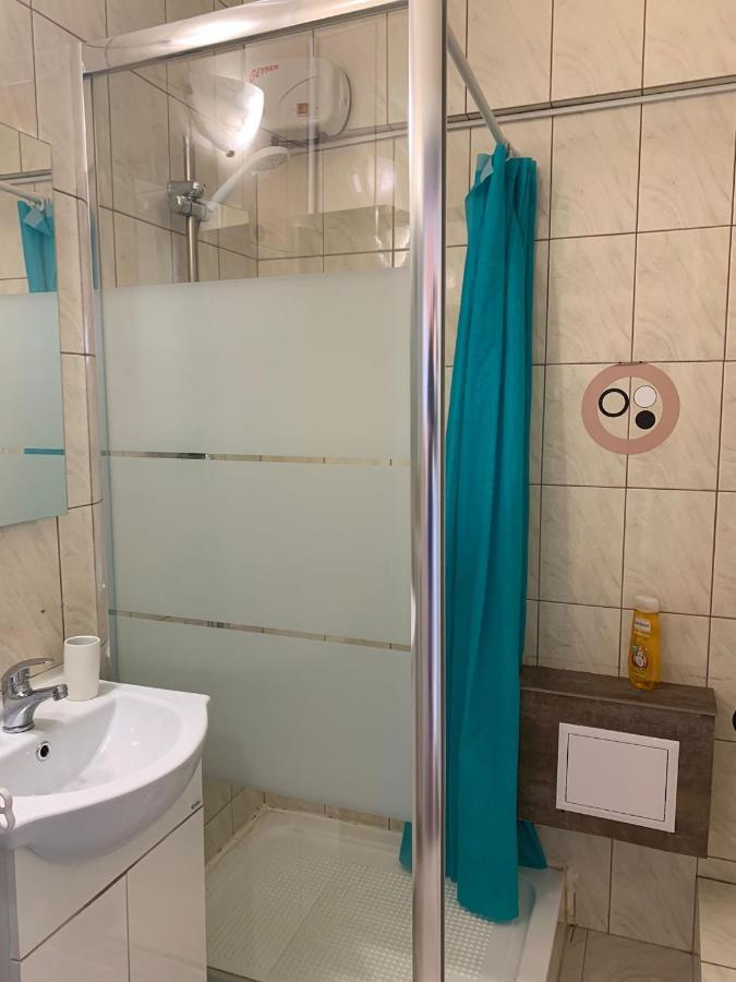 Eva Twin Apartments Bukarest Eksteriør billede