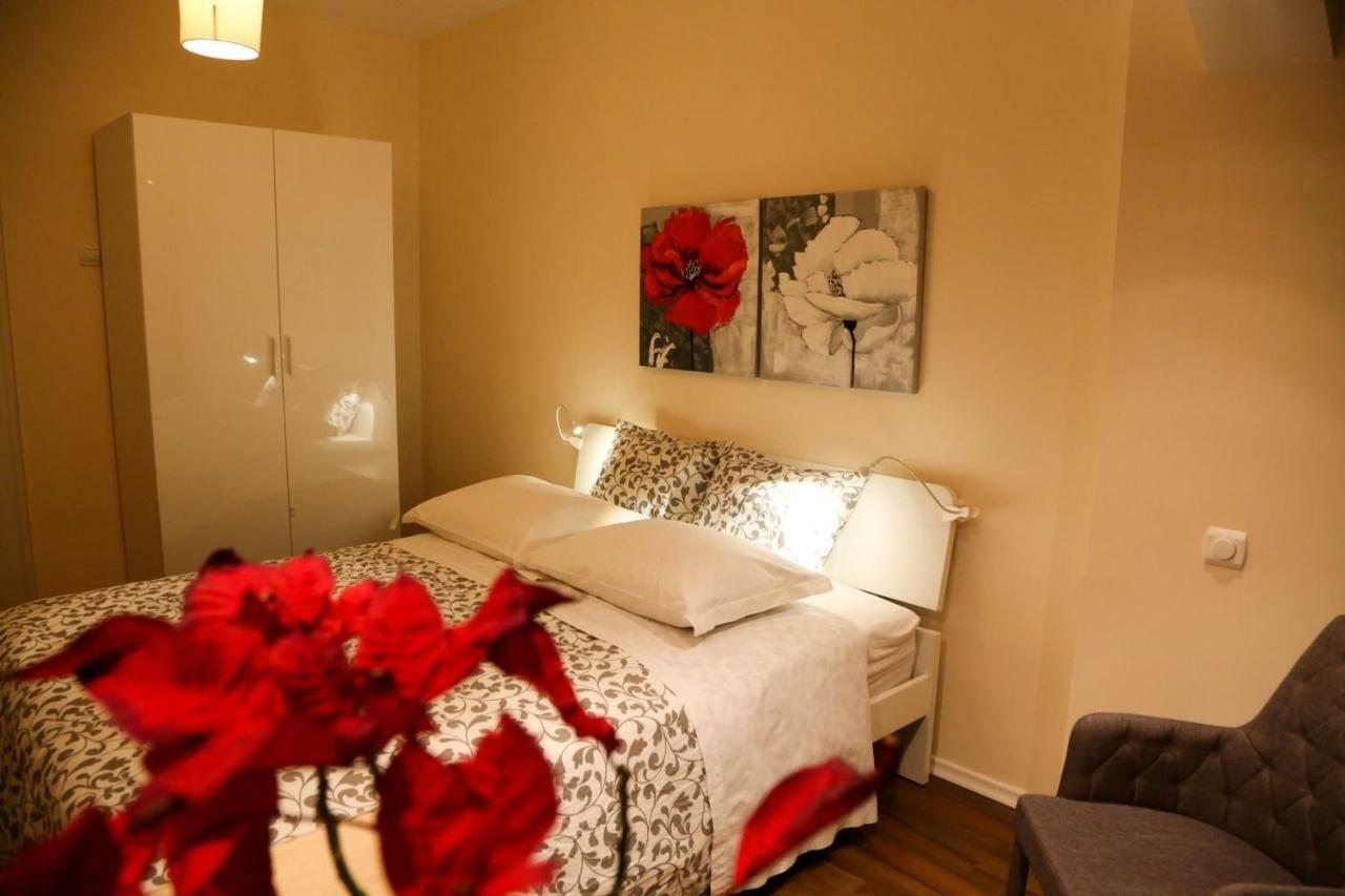 Eva Twin Apartments Bukarest Eksteriør billede